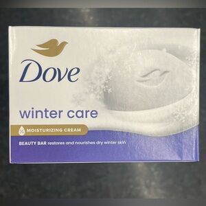 2 Dove Winter Care Soap Bars
Limited edition. 3.75 oz